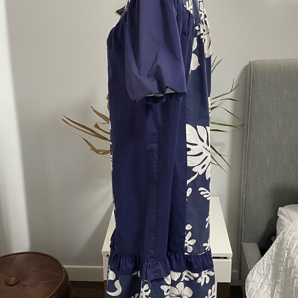 Lucky You Hawaii Muu Muu Midi - Picture 2 of 6